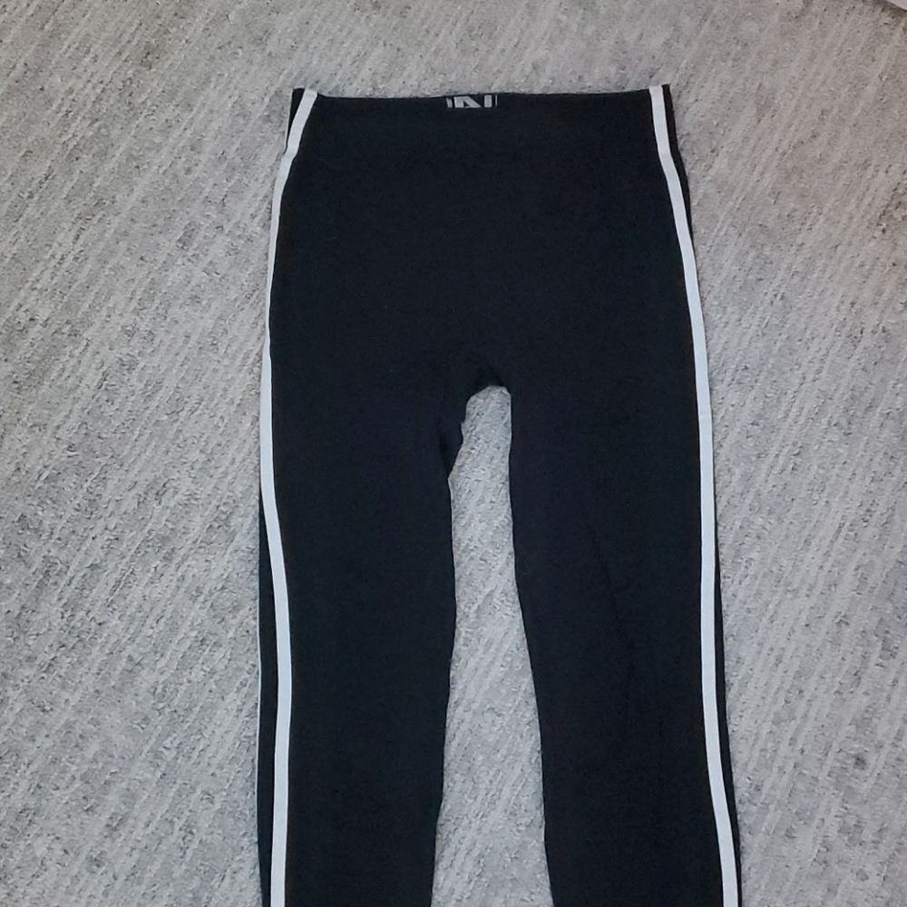 Black leggings